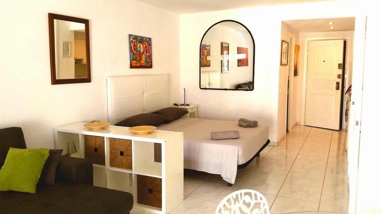 Charming Suite Los Cristianos Hill Heated Pool Bagian luar foto